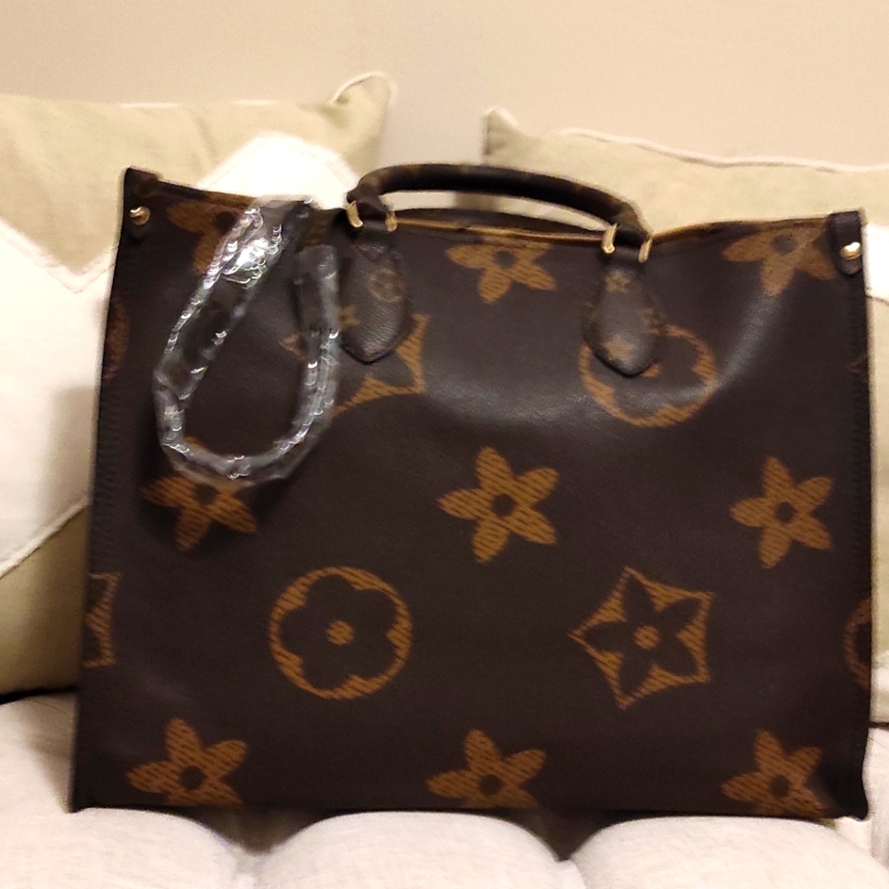 Large Tote
